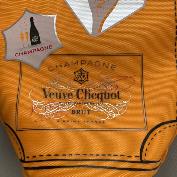 Veuve Clicquot Champagne Insulated Carry Bag - Picture 2 of 7